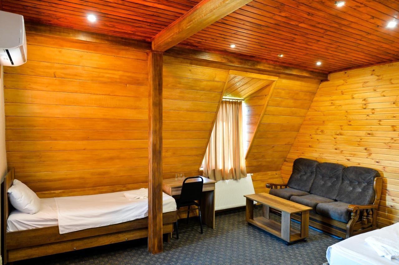 Chateau Chikovani Hotel Gordi Luaran gambar
