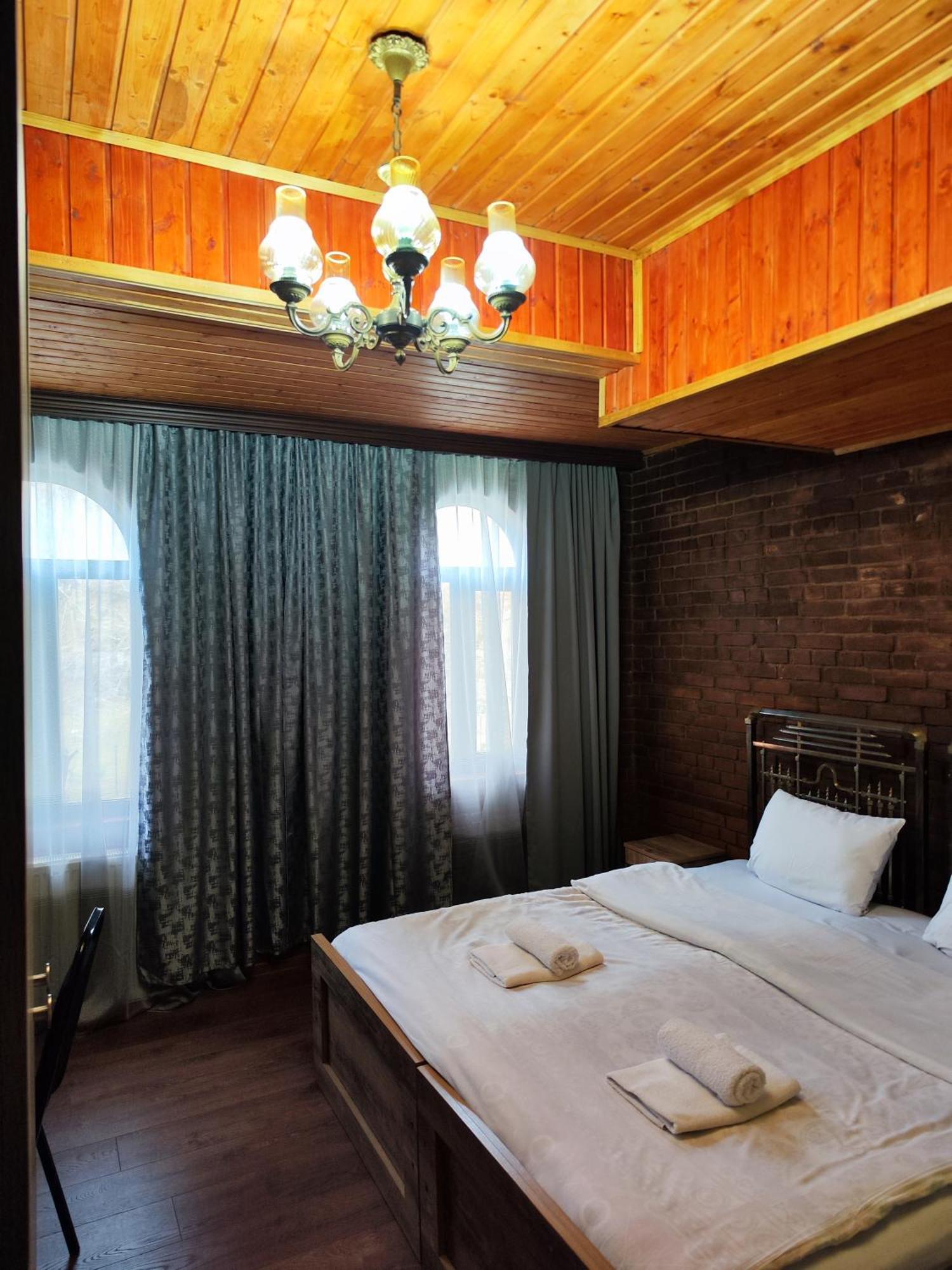 Chateau Chikovani Hotel Gordi Luaran gambar