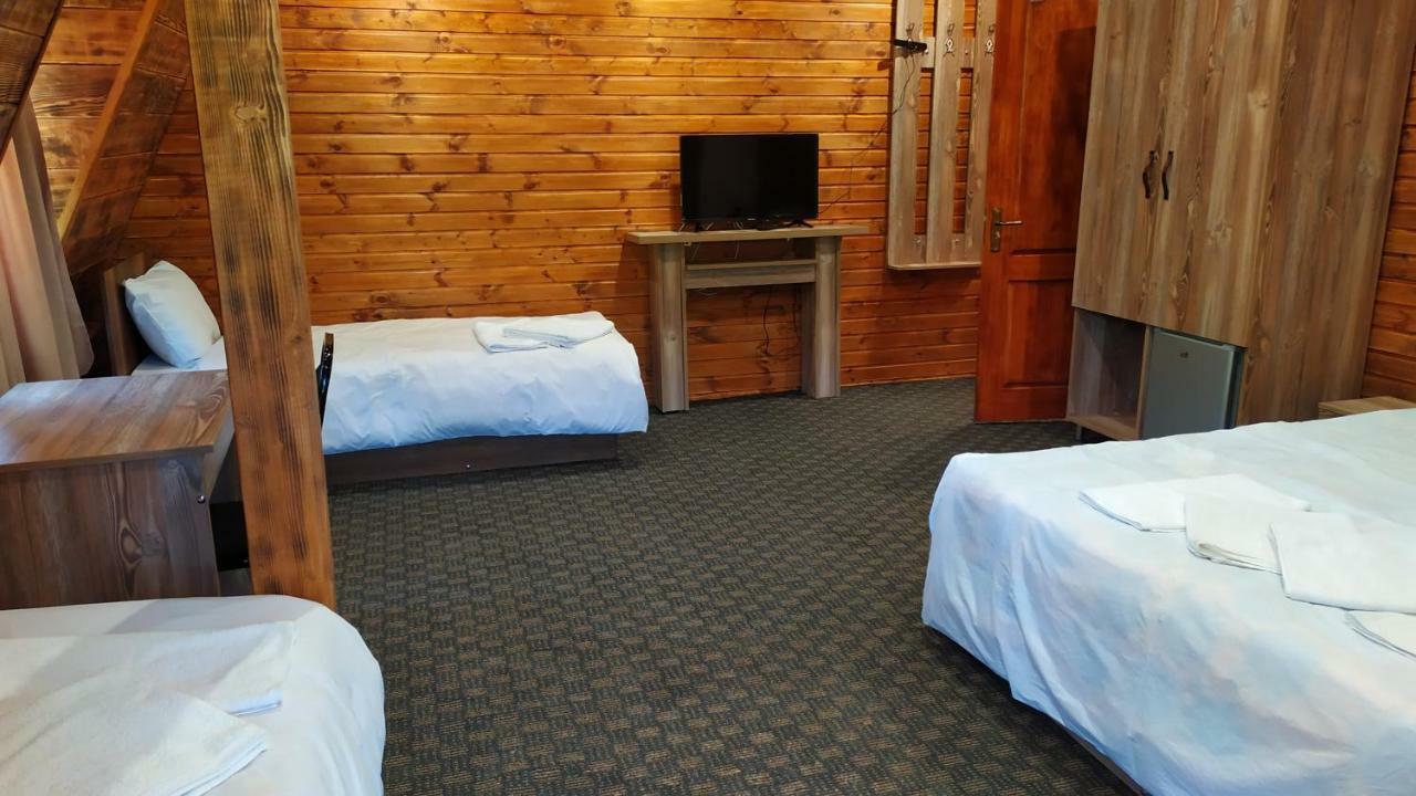 Chateau Chikovani Hotel Gordi Luaran gambar